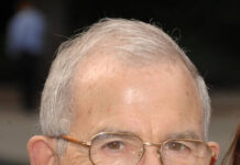Newspaper publisher and former AP board chairman Donald Newhouse dies at 96 Donald Newhouse arrives at an event in New York, June 5, 2008.